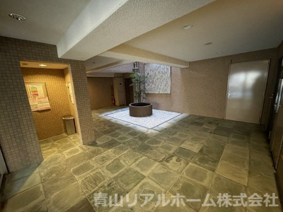 【ロビー】 | ビューネ南青山ヒルズ