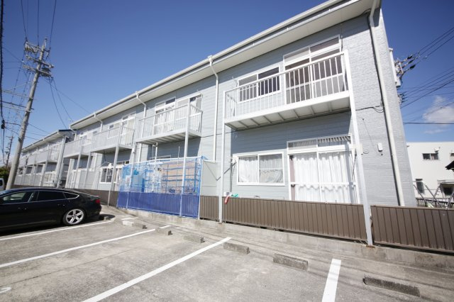 ハイライズ大和2の駐車場