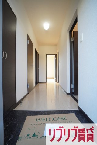 イーストプラザの玄関