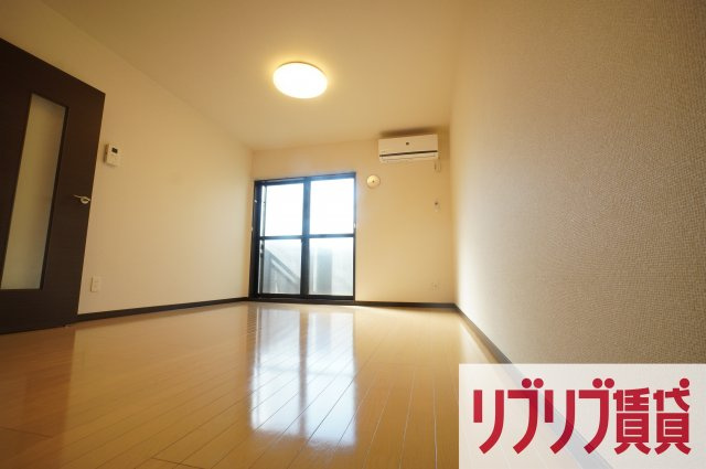 イーストプラザの居間・リビング