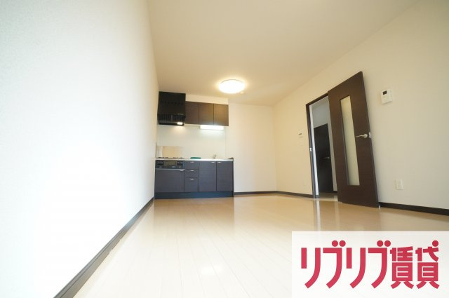 イーストプラザの居間・リビング