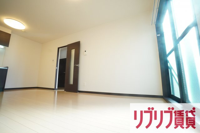 イーストプラザの居間・リビング