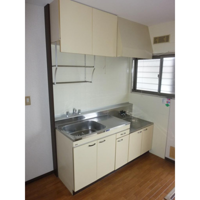 【キッチン】 | シティおかやま | 吊戸棚付きキッチン