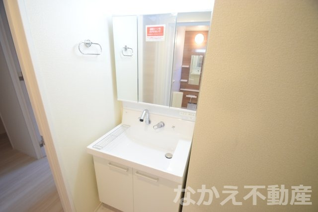 【洗面所】 | 忙しい朝には欠かせない洗面所です