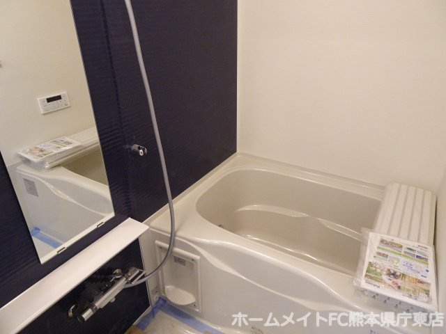 熊本市東区健軍３丁目のアパートの浴室
