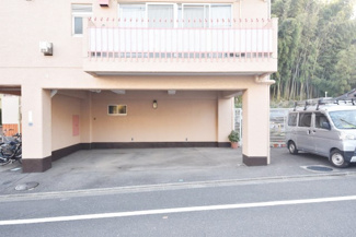 【駐車場】 | 駐車場