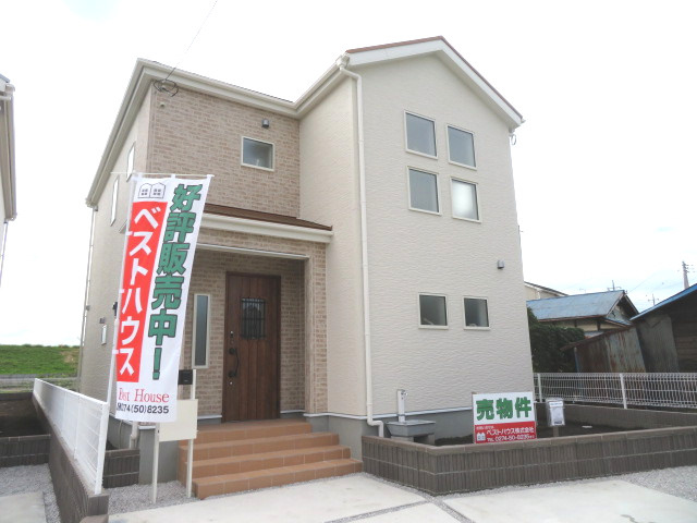 高崎市岩鼻第2（全2棟）1号棟の外観|外観もきれいです