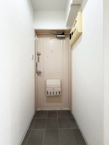 御苑ハイムの玄関|御苑ハイム