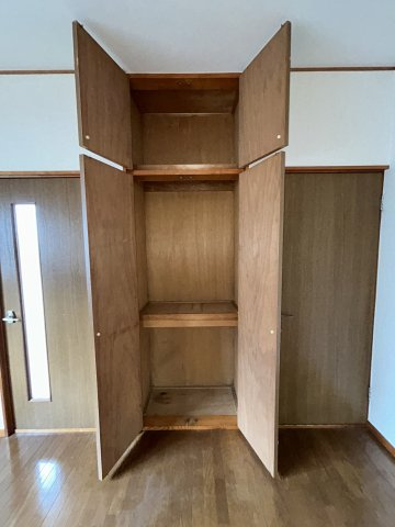 ハイム岡野の収納|北側洋室　収納