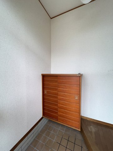 ハイム岡野の玄関|シューズボックス