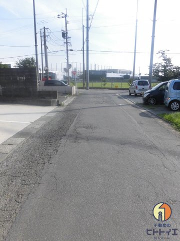 サンマリノ龍ケ原の周辺|前面道路です