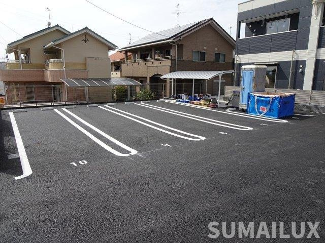 Ｌｉｅｂｅ　Ａｖｅｎｉｒの駐車場