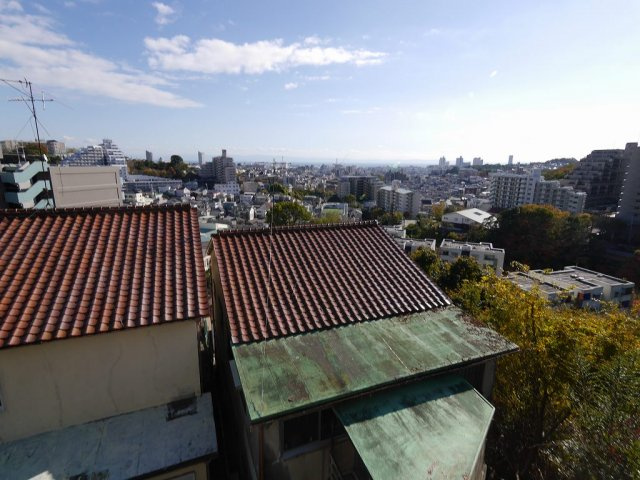 長田区明泉寺町2-12-4戸建の展望