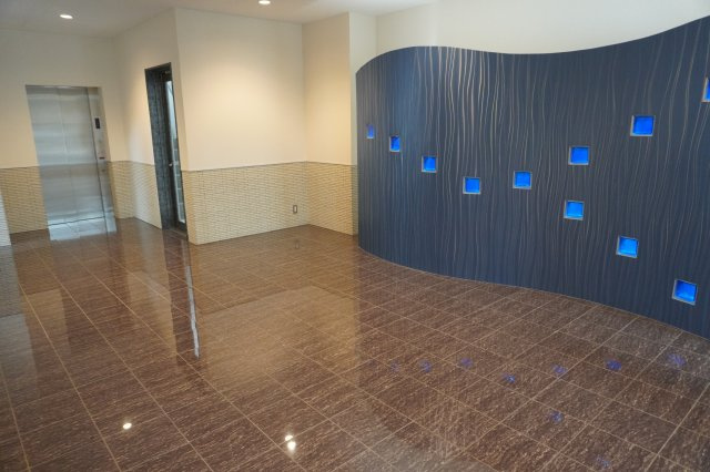 仲介手数料0！！STUDIO KANAREBASHIのロビー