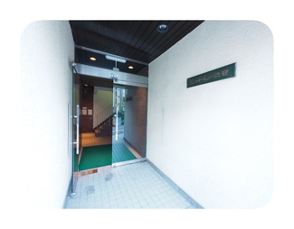 【エントランス】 | ゆとりのあるエントランスです