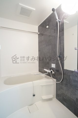 ONLYONE川西壱番館の浴室|参考、同建物・同間取りの号室