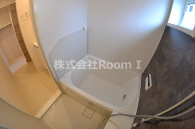 【浴室】 | ラ・メゾンヴェール上本町 | 落ち着いた空間のお風呂です