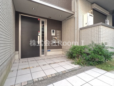 【エントランス】 | ラ・メゾンヴェール上本町 | エントランスです