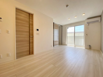 【洋室】 | エミグランド愛甲石田