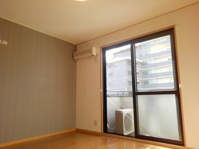 【洋室】 | ハイネス 有本