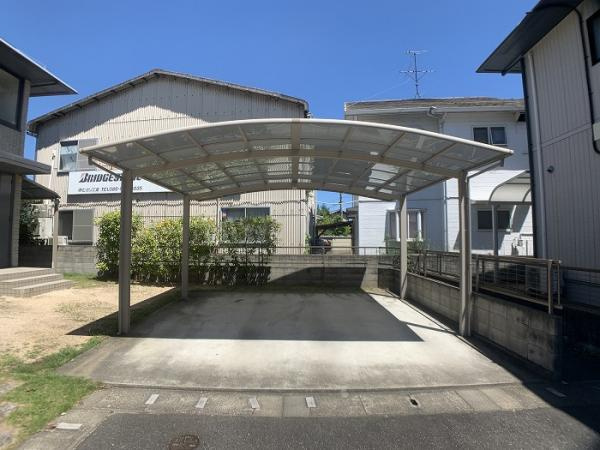 岡山市東区西大寺松崎　リフォーム済み　中古一戸建ての駐車場