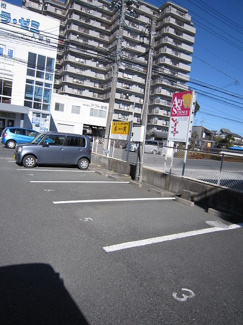 【駐車場】 | ロイヤルシングル