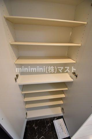 JPレジデンス大阪城東の玄関