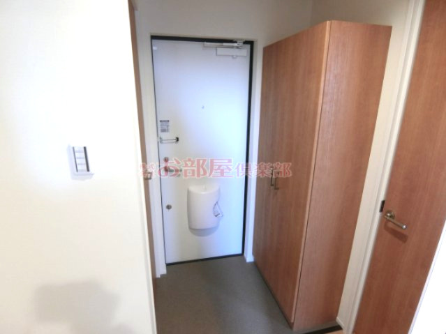 ティーレグノ羽犬塚の玄関|収納もある玄関です