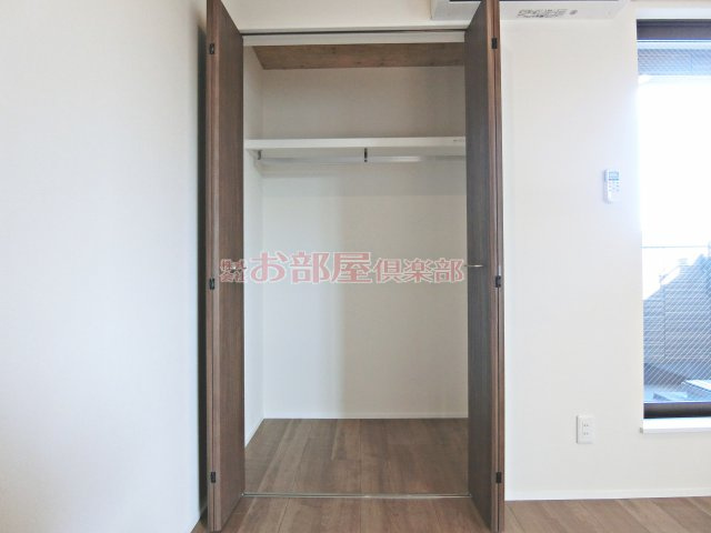 ティーレグノ羽犬塚の収納|収納力の高いクローゼットです♪