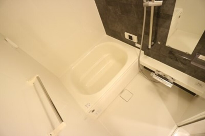 D-room西台の浴室