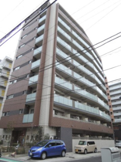 【外観】 | 総戸数５０戸、平成２２年１２月築、管理人は日勤勤務につき管理体制良好です♪