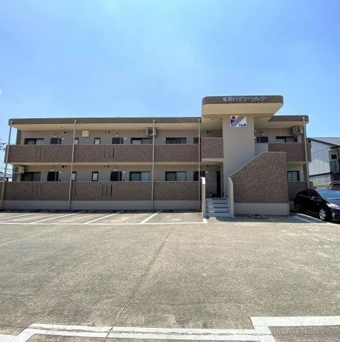 高岡ハイツシルクの外観