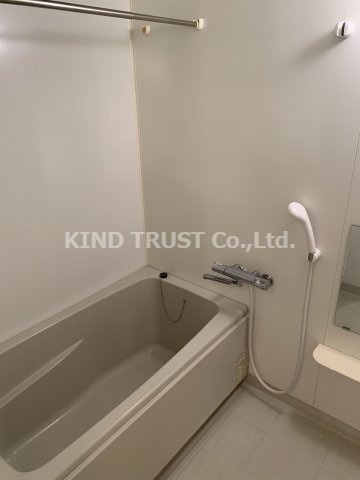 NISHITENMA-Y's villageの浴室|コンパクトで使いやすいお風呂です