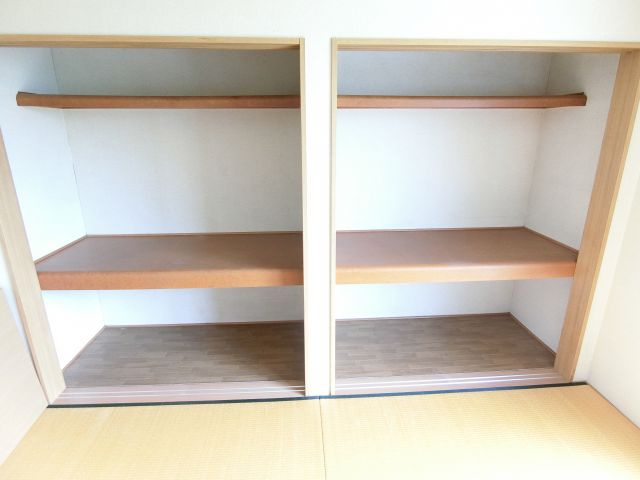 エステートピア楠の収納