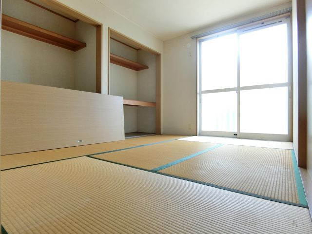 エステートピア楠の和室