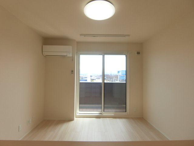 エムグランデの居間・リビング