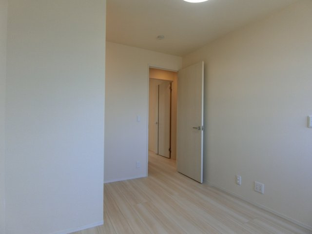 エムグランデの洋室