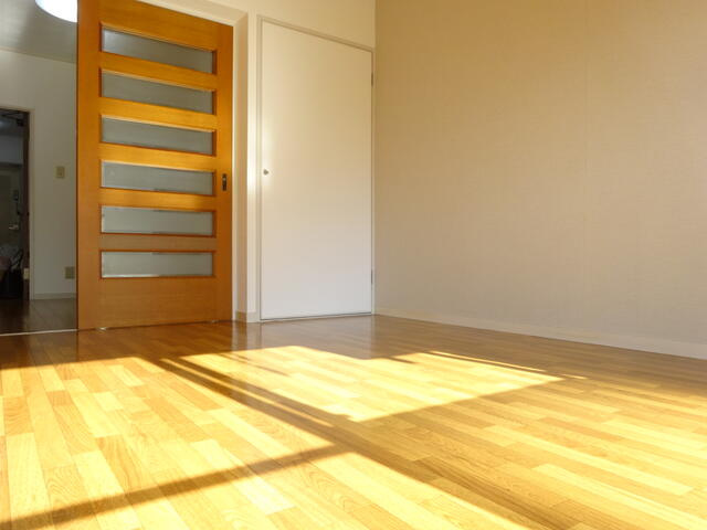 アドリーム幕張本郷吉野の居間・リビング