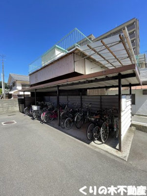 【その他共用部分】 | ルミウス北日吉 | 屋根付き駐輪場あり