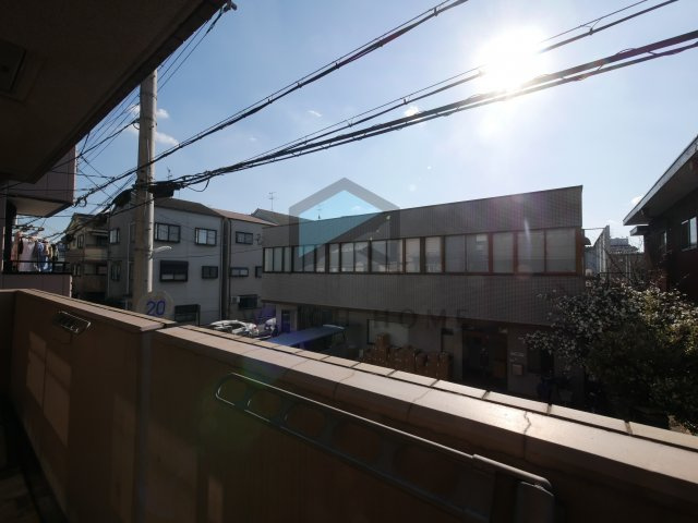 サンセット高井田3 照明付き バルコニー 女性向け シューズボックス 陽当り良好 布施エリアの賃貸 スイッチホーム