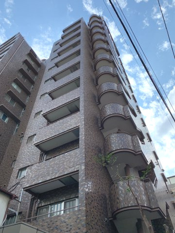 朝日神保町プラザの外観