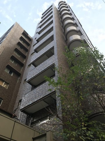 朝日神保町プラザの外観