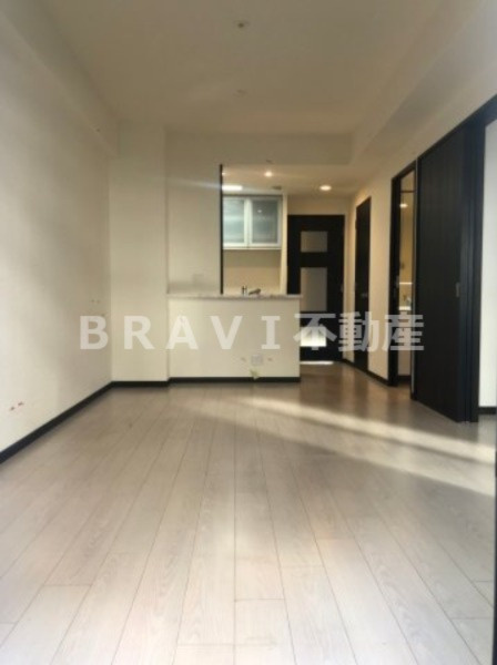 エステムコート谷町四丁目　BRAVI不動産の居間・リビング|【エステムコート谷町四丁目】利用しやすいリビングです
