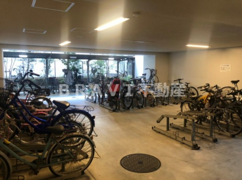 エステムコート谷町四丁目　BRAVI不動産のその他共用部分|【エステムコート谷町四丁目】駐輪場