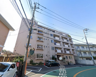 【外観】 | 総戸数５３戸、昭和４６年１１月築、管理人は日勤勤務につき管理体制良好です♪