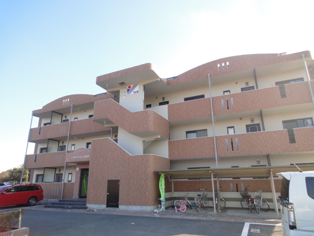 コンステレーションの外観