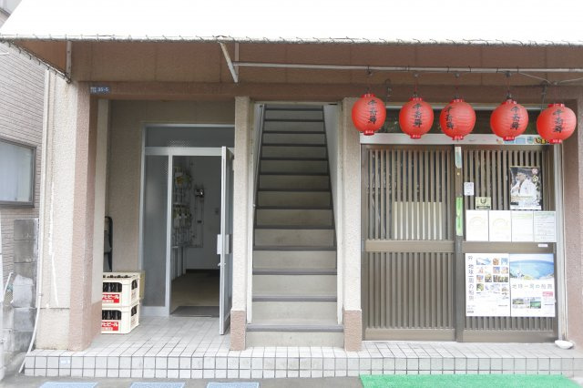 本田ビルのエントランス