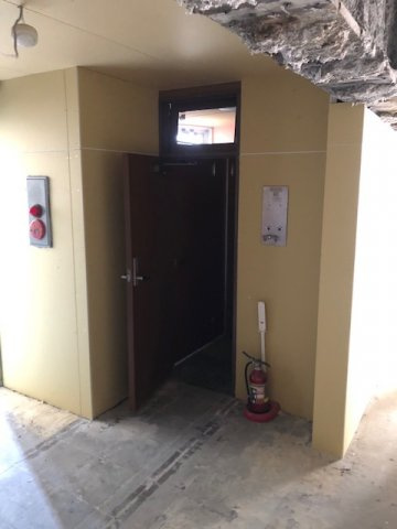 豊島区西池袋３丁目の店舗一部の内装