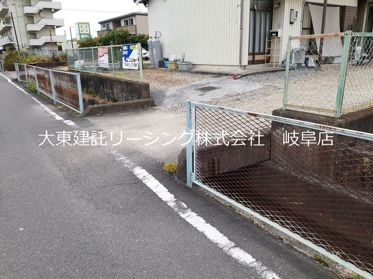 岐阜市茜部菱野４丁目のアパートの画像