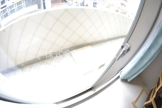 【バルコニー】 | ＳＥＲＥＮＩＴＥ堺筋本町ＳＵＤ | 開放的で明るい空間を演出してくれるバルコニーです